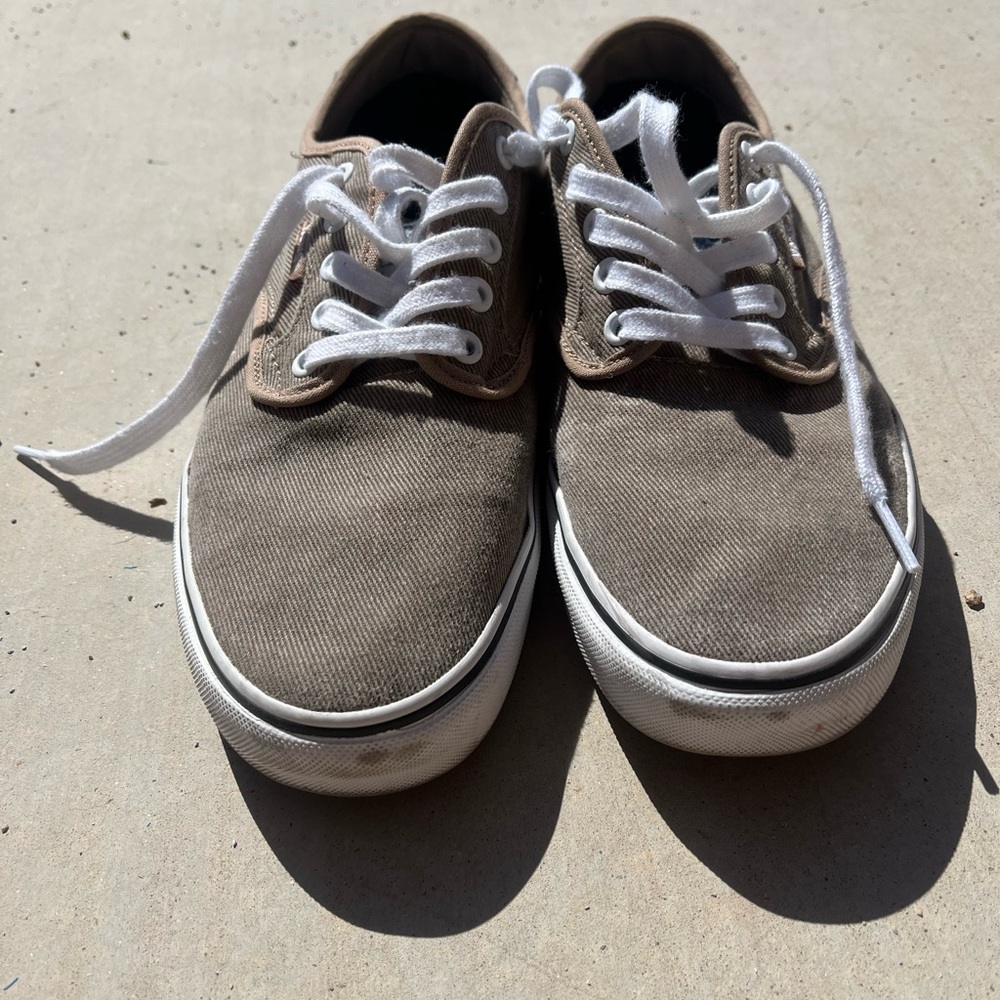 Vans Ultra Cush. Sz 9. Chima Ferguson Tan/brown. Vegan friendly!